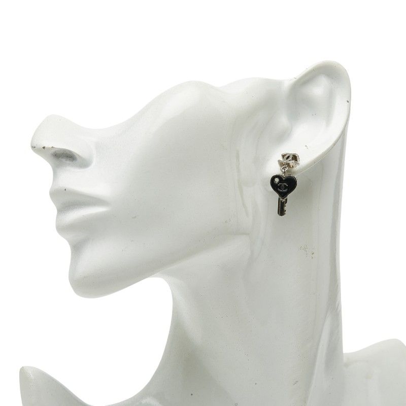 Chanel Coco Mark Heart Key Motif Silver Black Metal — view 6