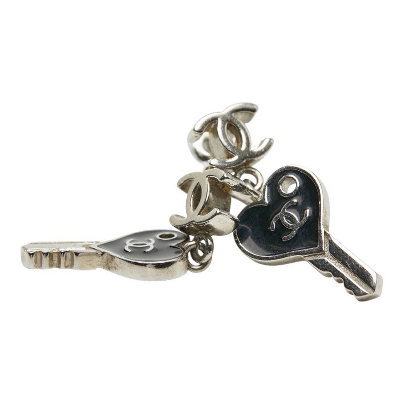 Chanel Coco Mark Heart Key Motif Silver Black Metal — view 4