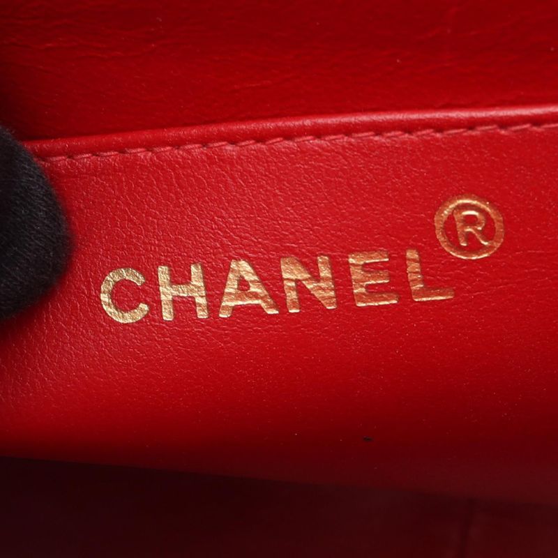 Chanel Shoulder Bag Bias Stitch Red Leather Chain — view 5