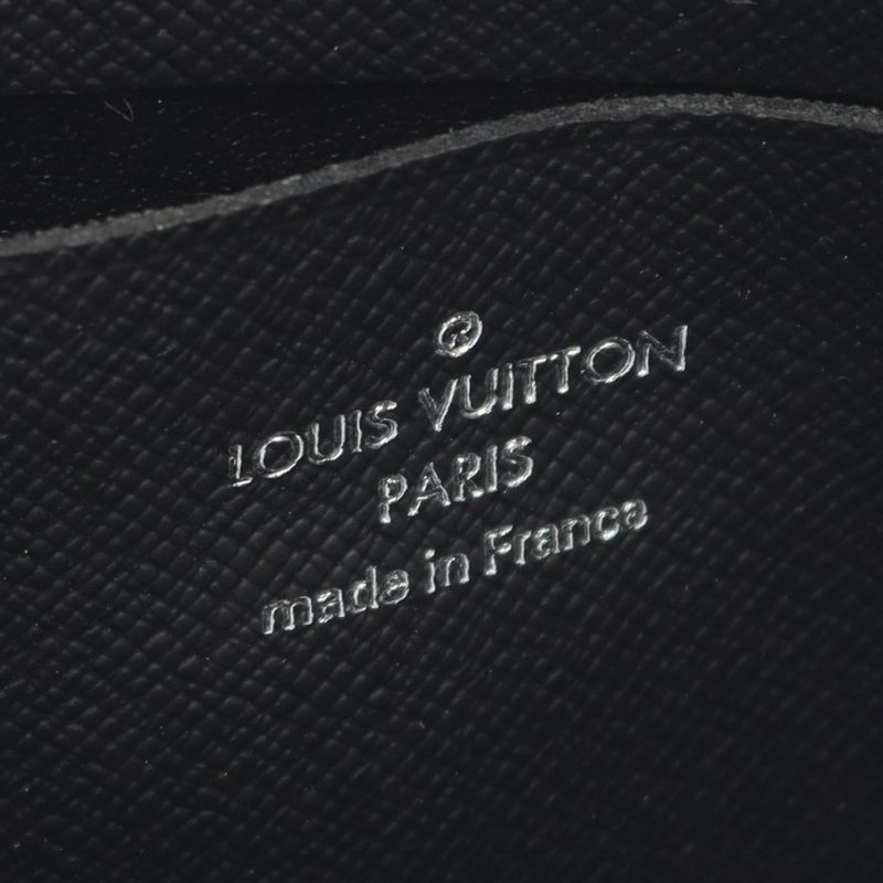 Louis Vuitton Shoulder Bag Christopher Wearable Wallet Coating — view 5