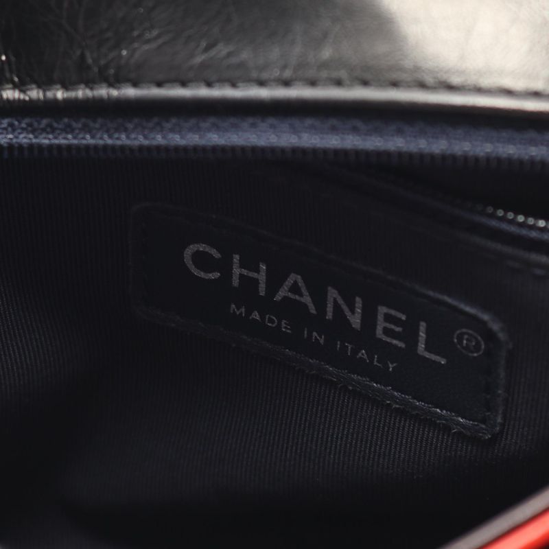Chanel Shoulder Bag Quilted Tricolor Black Navy Red Leather — view 5