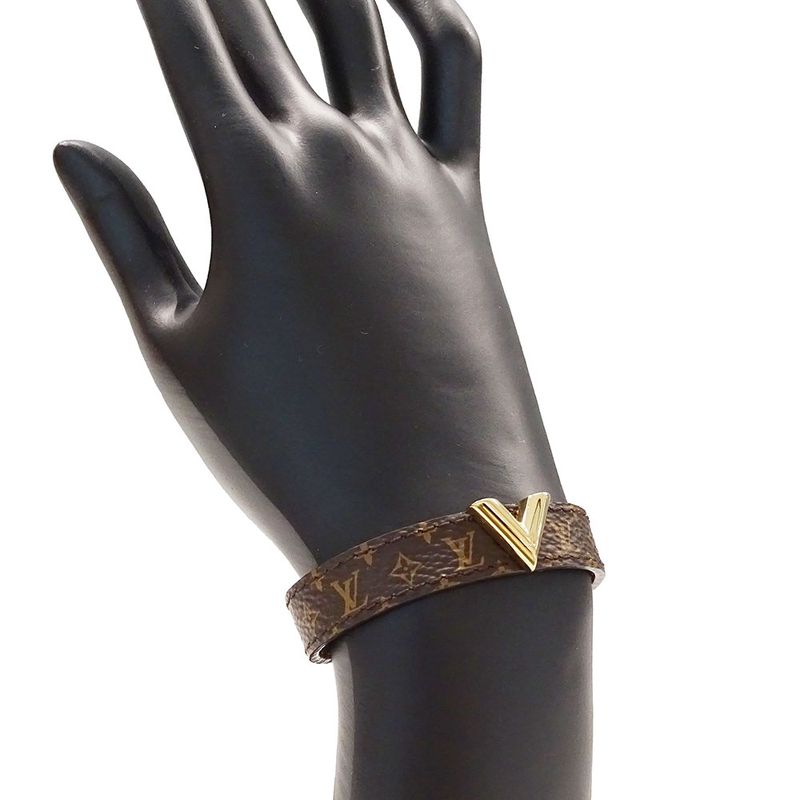 Louis Vuitton Bracelet Monogram Canvas Essential — view 7