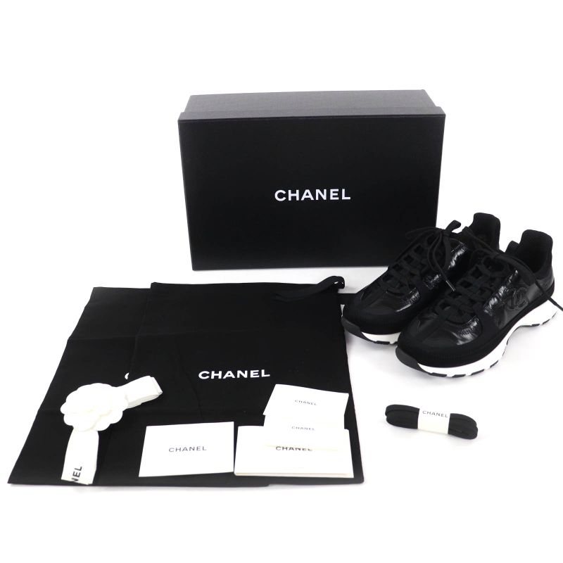 Chanel Coco Mark Leather Low Cut Sneakers Black White 37 Boxes — view 2