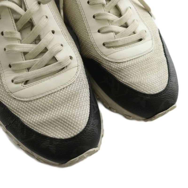 Louis Vuitton Run Away Line Sneakers 5.5 White Black SS OS — view 3