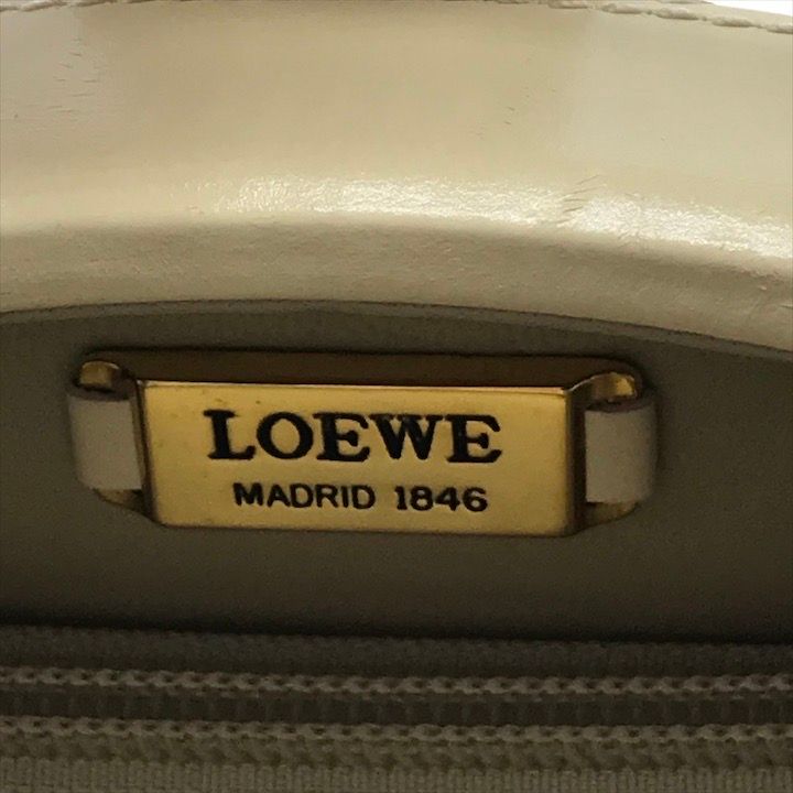 Loewe Vintage Anagram Mini Round Hand Bag Leather Beige Bag — view 9