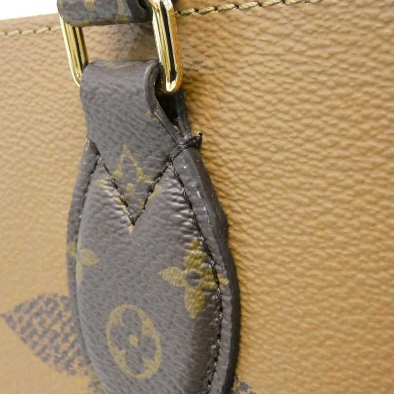 Louis Vuitton Monogram Giant On The Go MM Bag — view 6