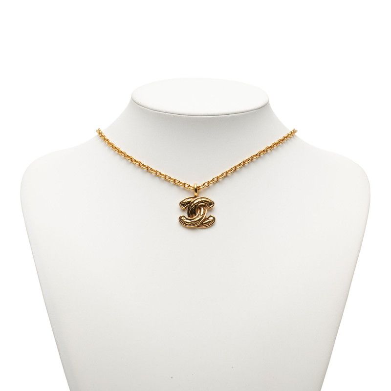 Chanel Coco Mark Quilted Gold Plated — view 6
