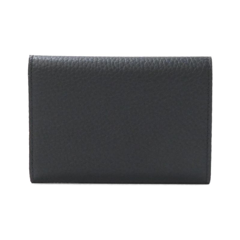 Louis Vuitton Taurillon Capucines Compact Wallet — view 2