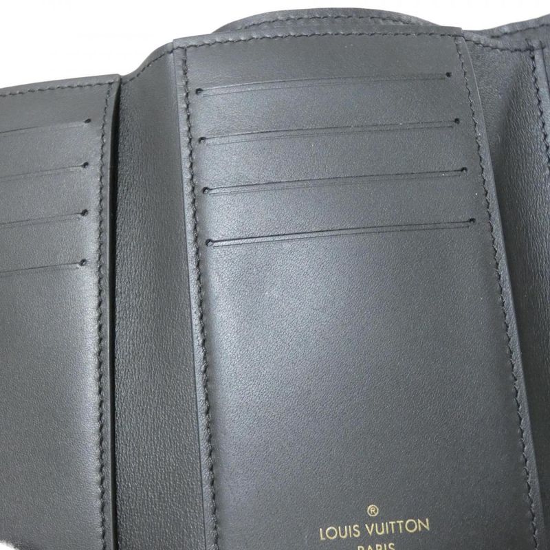 Louis Vuitton Taurillon Capucines Compact Wallet — view 4