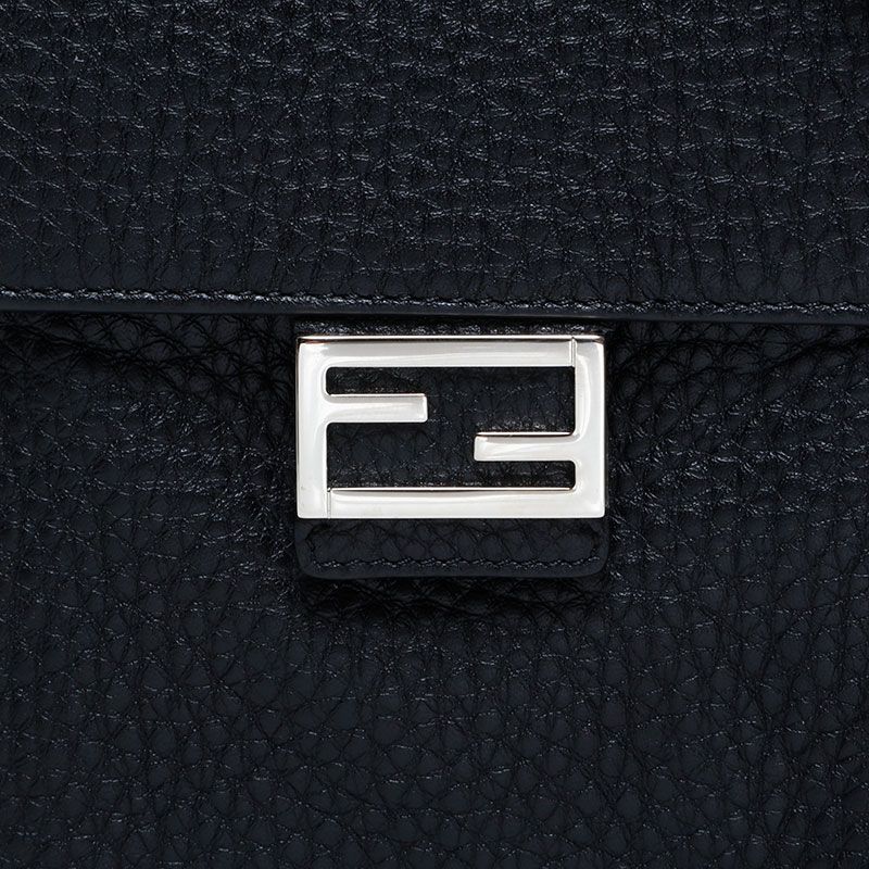 Fendi Shoulder Bag Leather Mamma Bucket Phone Case — view 8