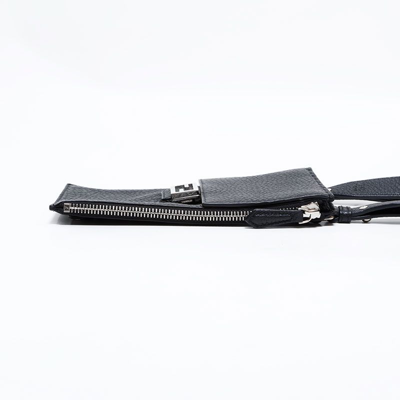 Fendi Shoulder Bag Leather Mamma Bucket Phone Case — view 4