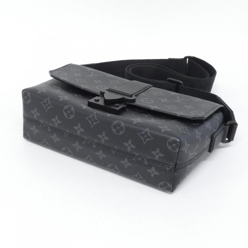 Louis Vuitton Monogram Eclipse Scape Messenger Shoulder Bag — view 4