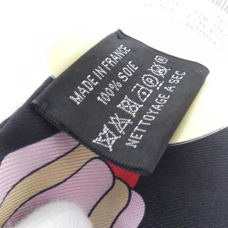Hermes LA Patisserie Francaise Twilly Charm S Scarf — view 4