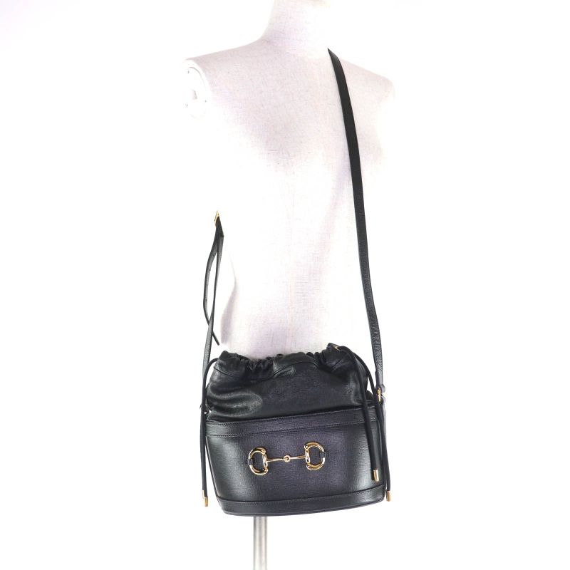 Gucci Hosebit Leather Bucket Bag Shoulder Black Gold Hardware — view 7