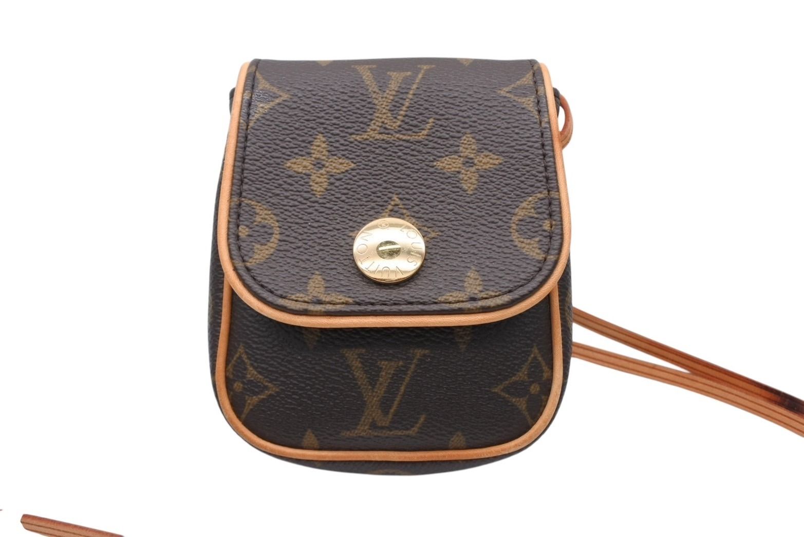 Louis Vuitton Pochette Cancun Shoulder Pouch Bag Monogram Gold — view 2