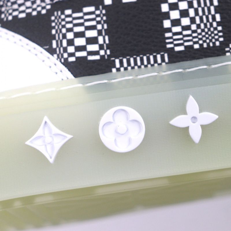 Louis Vuitton Oriline Leather Low Cut Sneakers White Black — view 8