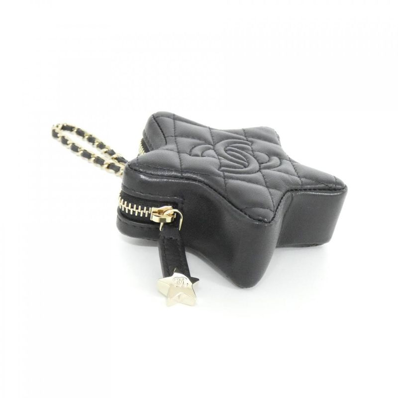 Chanel Ap4985 Bag Charm — view 2