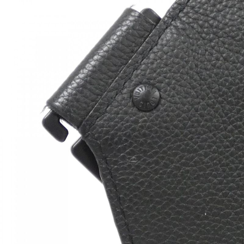 Louis Vuitton Aerogram Takeoff Ring Shoulder Bag — view 6
