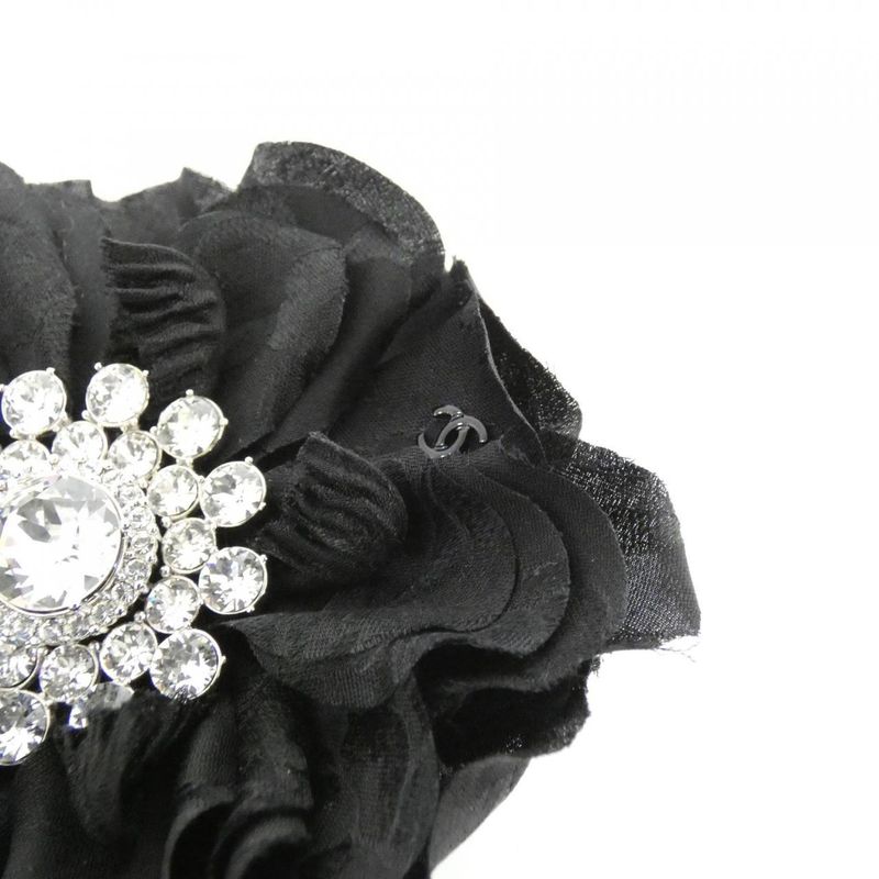 Chanel Aab233 Corsage — view 4