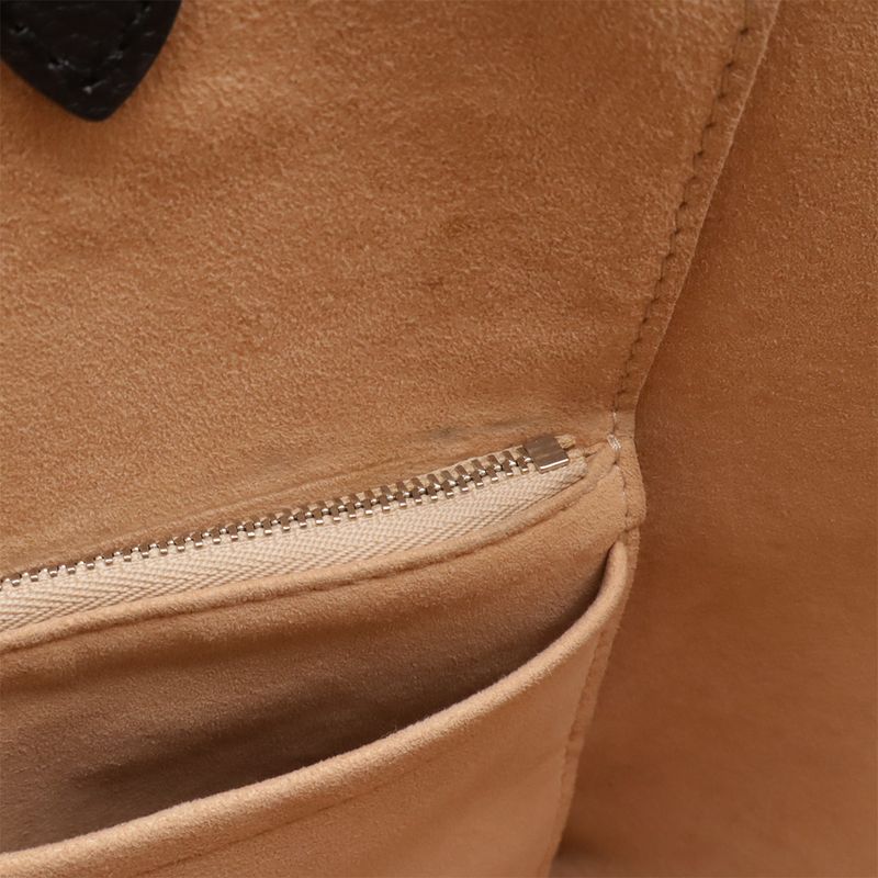Louis Vuitton Lockme Cabas Tote Bag Twist Lock Bicolor Vanille — view 9
