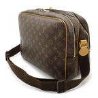 Louis Vuitton Monogram Liporter GM Liporter-37 Shoulder Bag Messenger — view 3