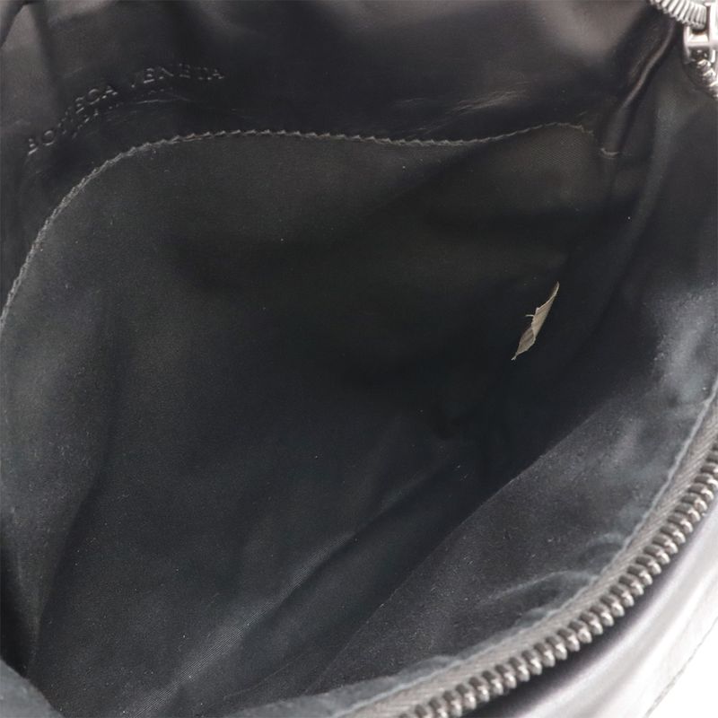 Bottega Veneta Intrecciato Waist Bag Body Leather Black — view 9