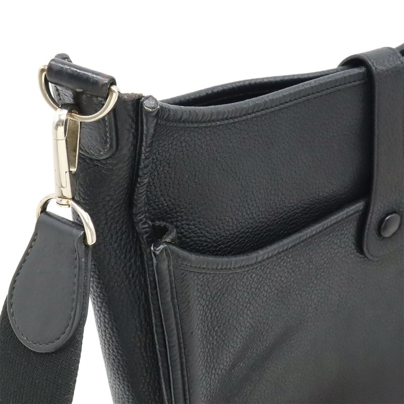 Hermes Evelyne 3 III GM Shoulder Bag Crossbody Taurillon Clemence Black — view 5