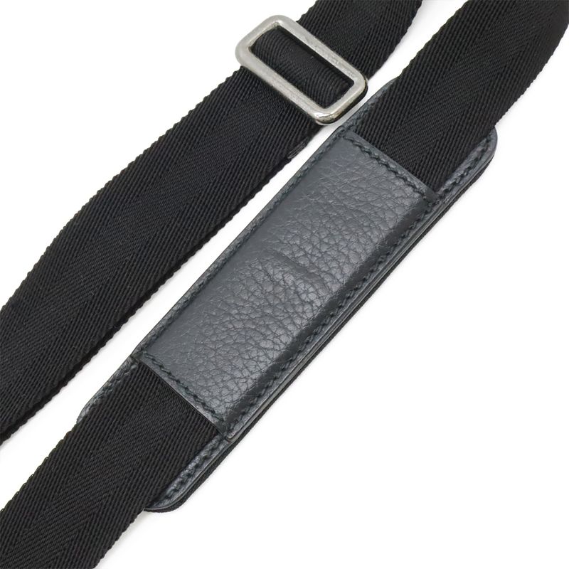 Gucci GG Canvas Shoulder Bag Crossbody Leather Dark Gray Black Outlet — view 6