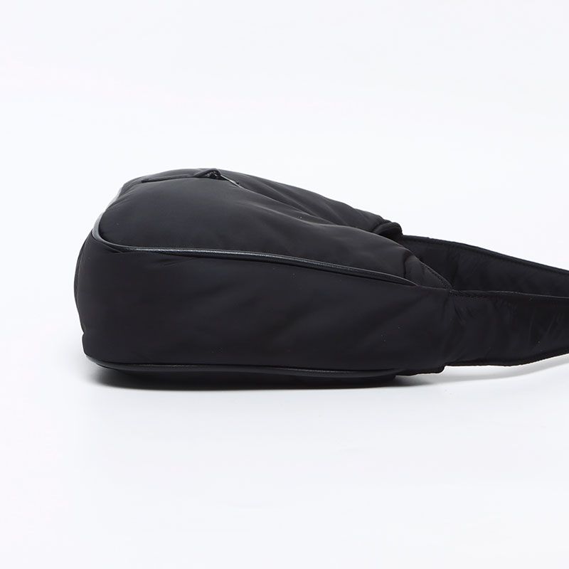 Saint Laurent Yves Shoulder Bag Nylon le 5 7 — view 4