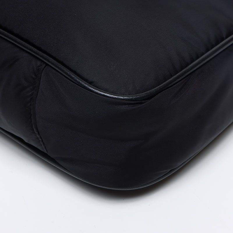 Saint Laurent Yves Shoulder Bag Nylon le 5 7 — view 6