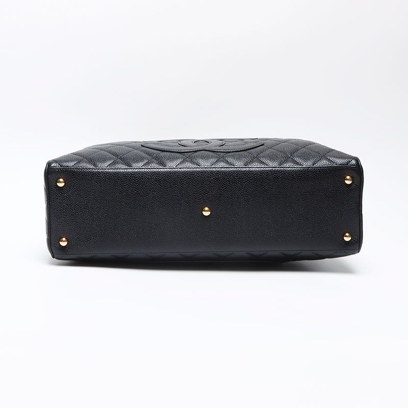 Chanel Boston Bag Caviar Leather CC Logo — view 7