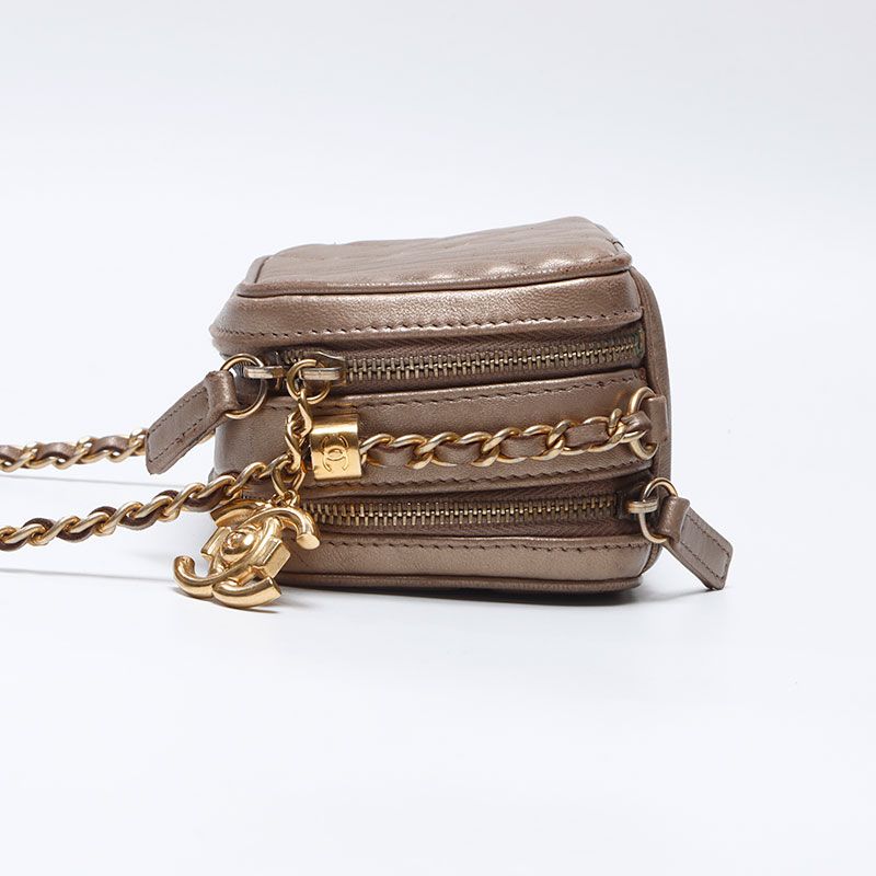 Chanel Shoulder Bag Lambskin Mini Chain — view 3