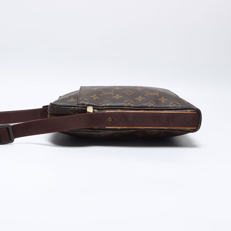 Louis Vuitton Shoulder Bag Monogram Trotal Boble — view 3