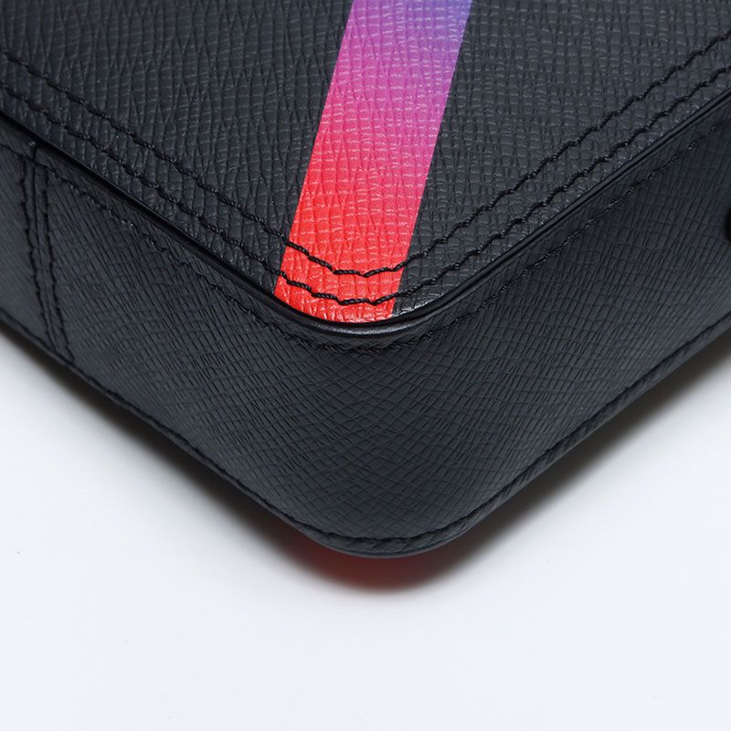 Louis Vuitton Shoulder Bag Taiga Rainbow Danube — view 6