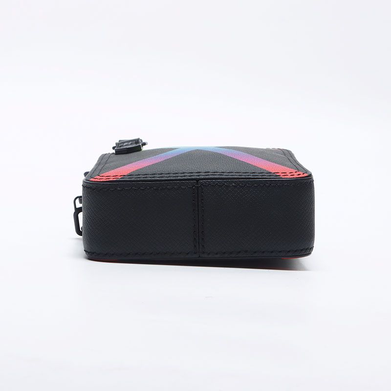 Louis Vuitton Shoulder Bag Taiga Rainbow Danube — view 7