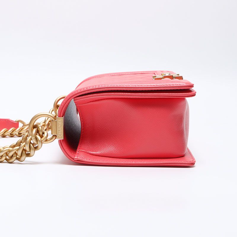 Chanel Shoulder Bag Boy Caviar — view 3