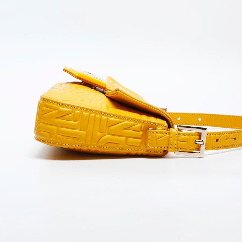 Fendi Shoulder Bag Matelasse Mamma Bucket Leather — view 4