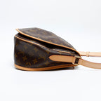 Louis Vuitton Shoulder Bag Monogram Menilmontant MM — view 4