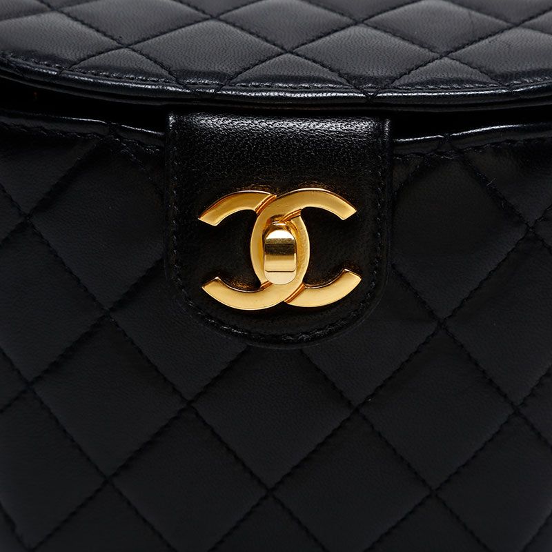 Chanel Shoulder Bag Lambskin Chain Vanity — view 8