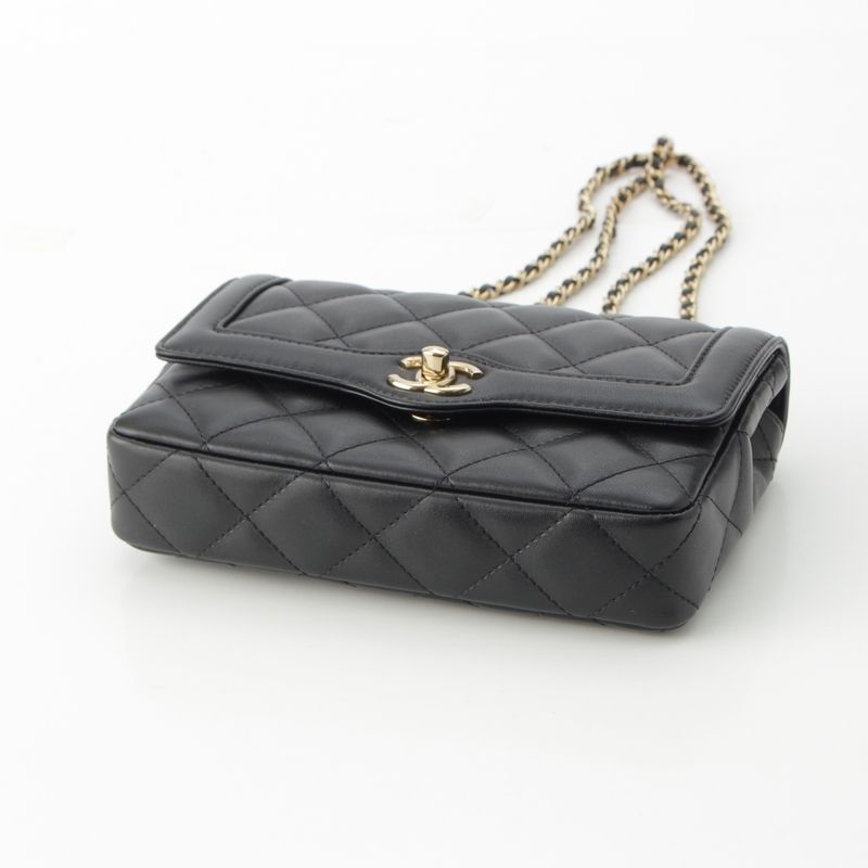 Chanel Quilted Lambskin Mini Flap Chain Shoulder Bag Random Number As5048 — view 6
