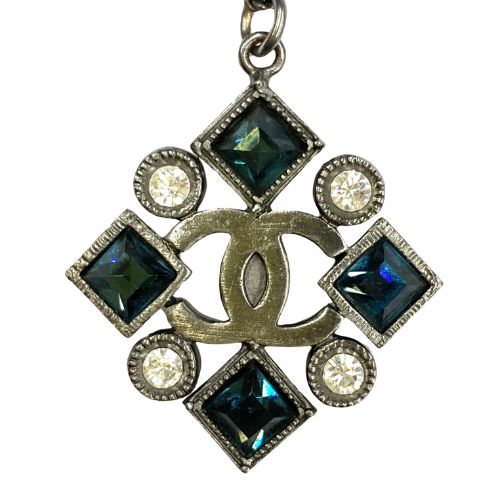 Chanel Necklace CC Logo Gripois Rhinestone Pendant Vintage — view 3