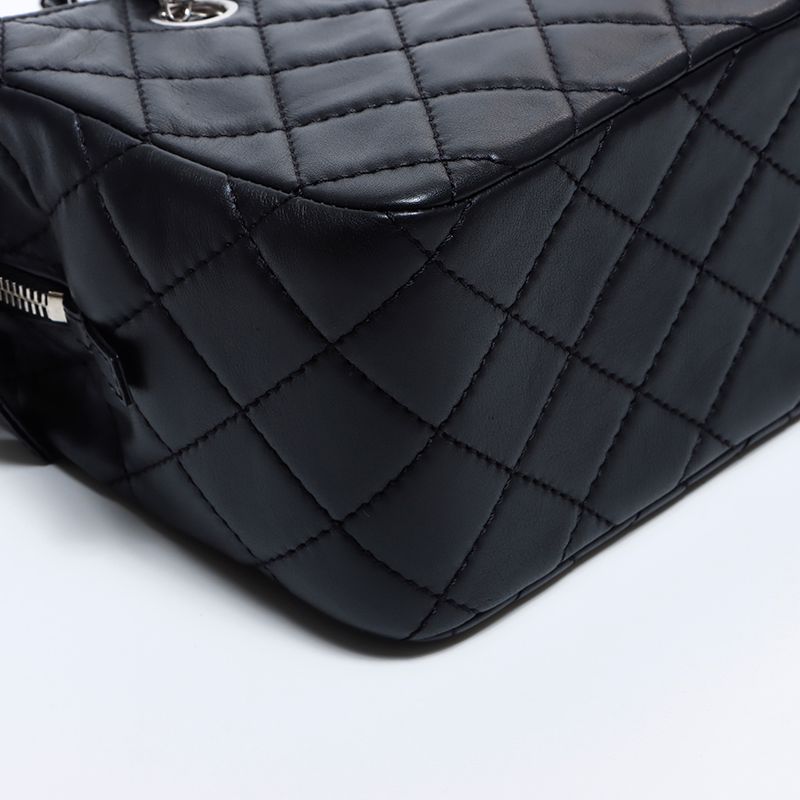 Chanel Shoulder Bag Chain Quilted — view 5