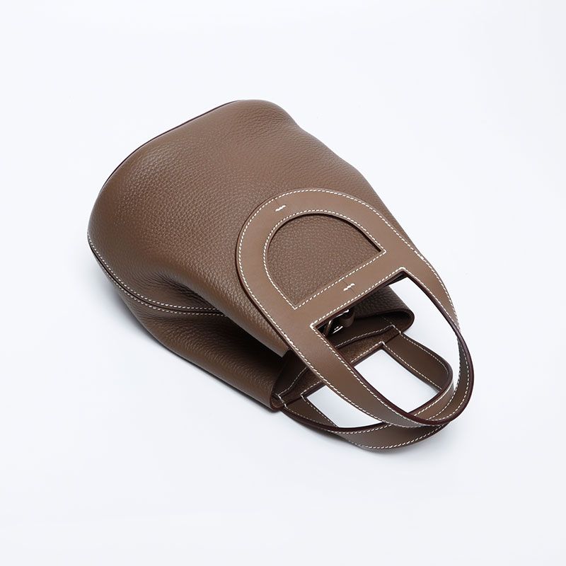 Hermes Handbag in the Loop — view 8