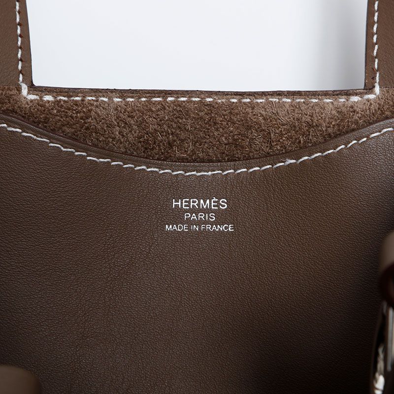 Hermes Handbag in the Loop — view 9