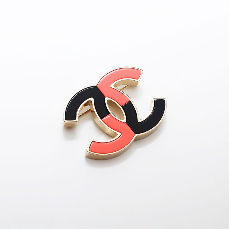 Chanel Brooch CC Logo Bicolor Black & Pink — view 3