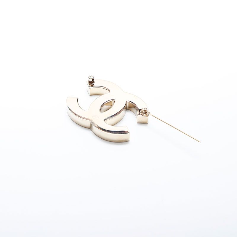Chanel Brooch CC Logo Bicolor Black & Pink — view 7