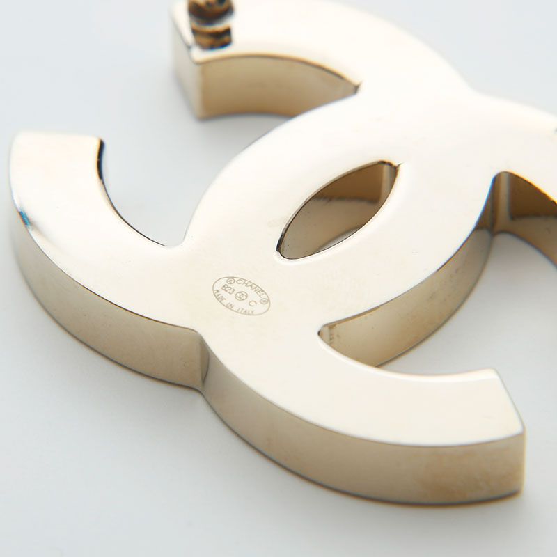 Chanel Brooch CC Logo Bicolor Black & Pink — view 8