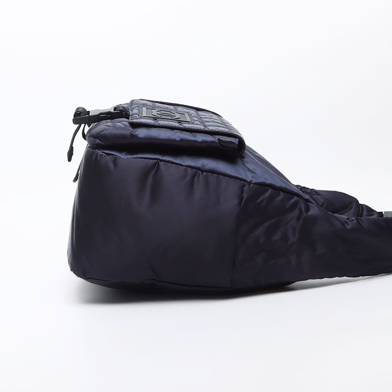 Chanel Shoulder Bag Sports — view 4