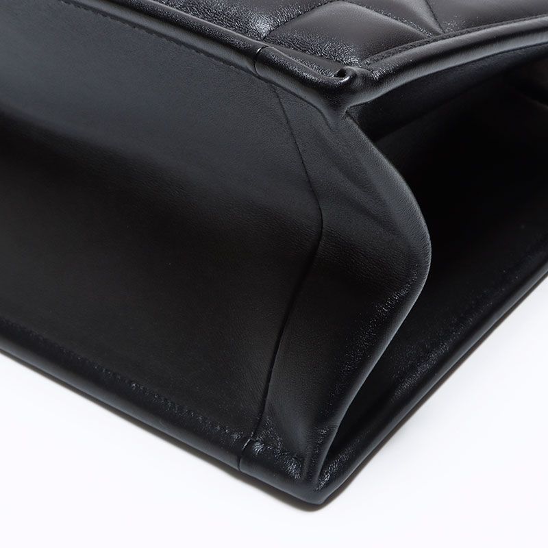 Dior Shoulder Bag Aki Cannage Essential Small Leather — view 6