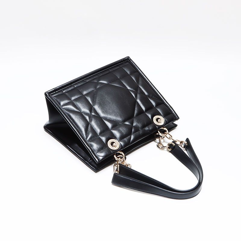 Dior Shoulder Bag Aki Cannage Essential Small Leather — view 8